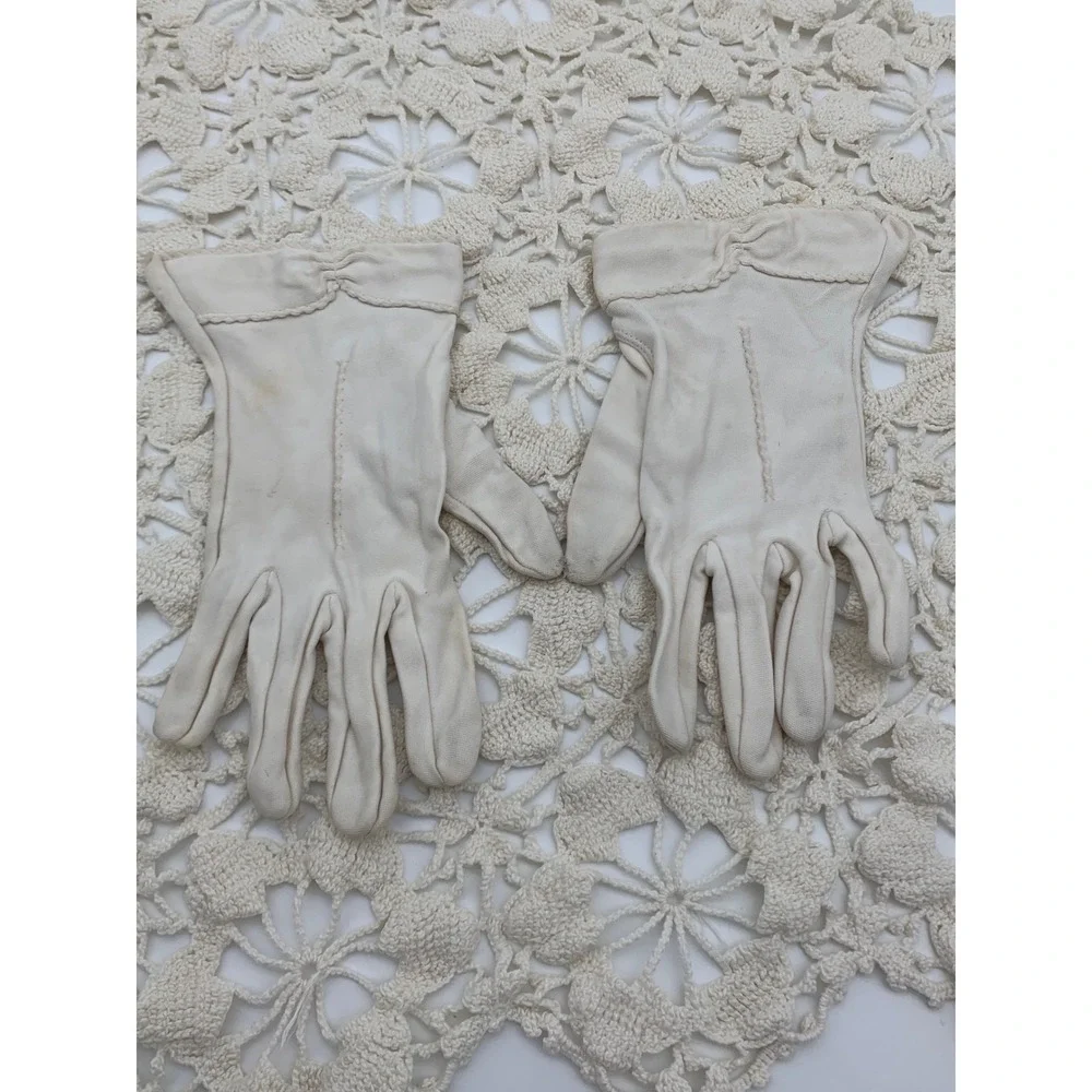 Vintage 1960s Ivory Nylon Tricot Dress Gloves Mid Century Wedding Tea Party